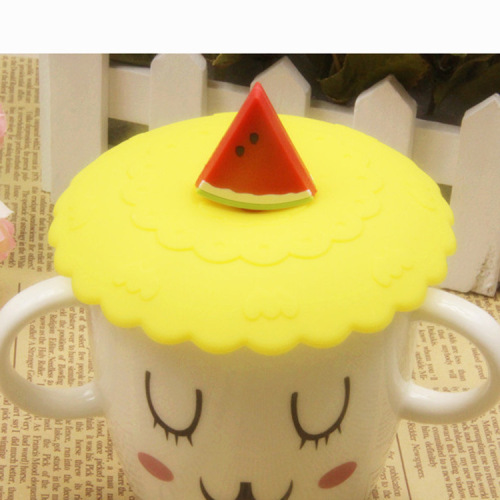 Dust-proof silicone cup lid, creative sealing and leak-proof cup lid, fruit cup lid
