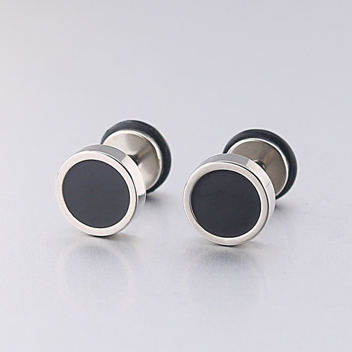  Japanese and Korean new style hip-hop punk style titanium steel round black oil dripping earrings stainless steel round cake earrings