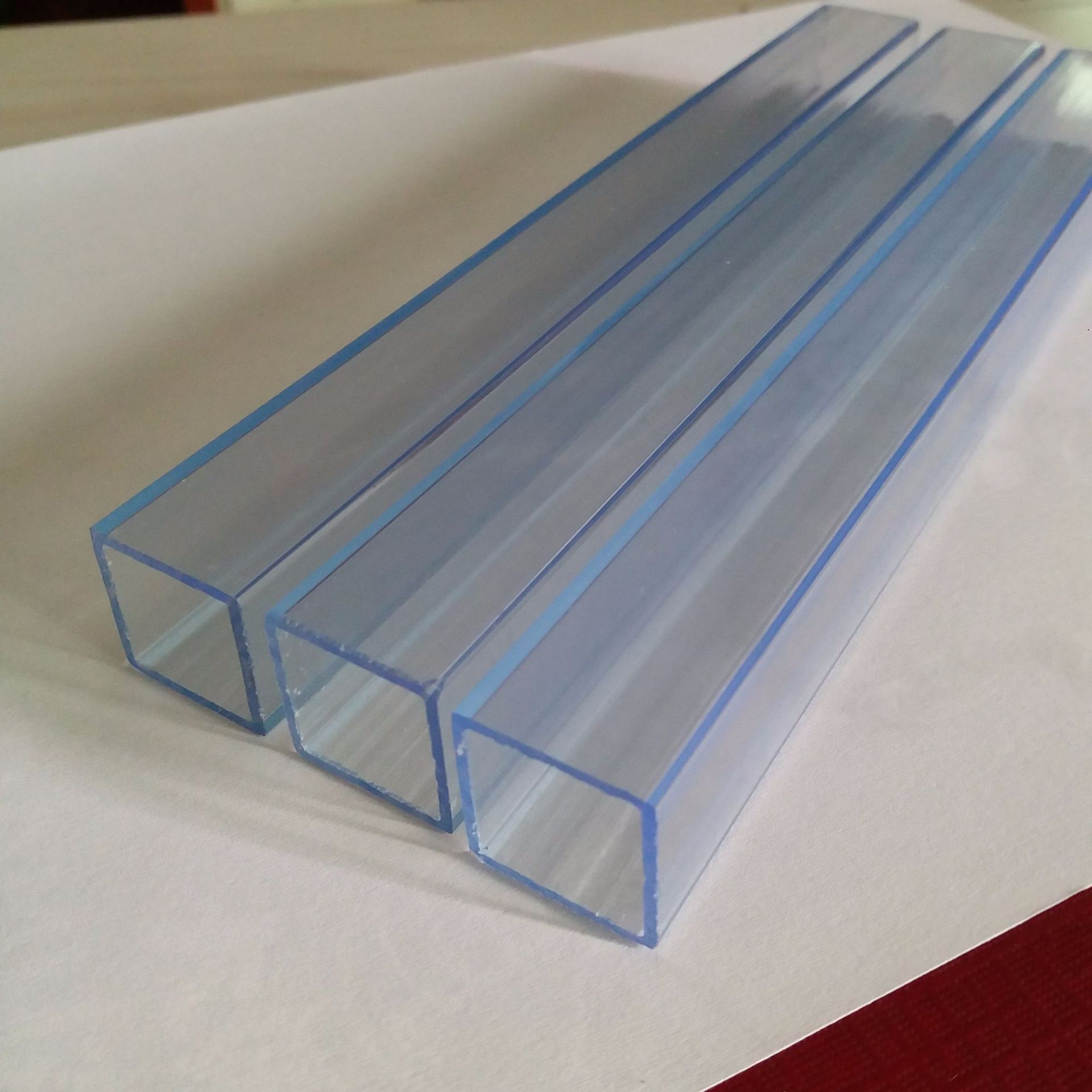 东莞管材生产工厂塑料方管透明管ABS管PVC管电子产品包装技撑架柱