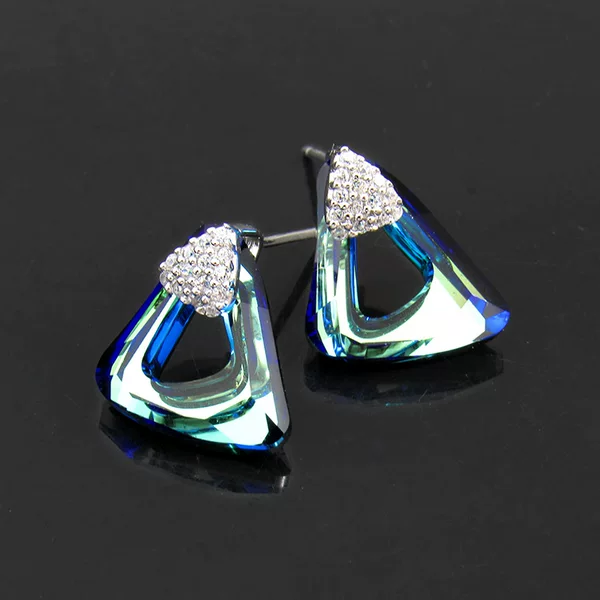 Special wholesale direct supply 925 sterling silver Austrian Crystal irregular triangle cool dream side earrings support mixed