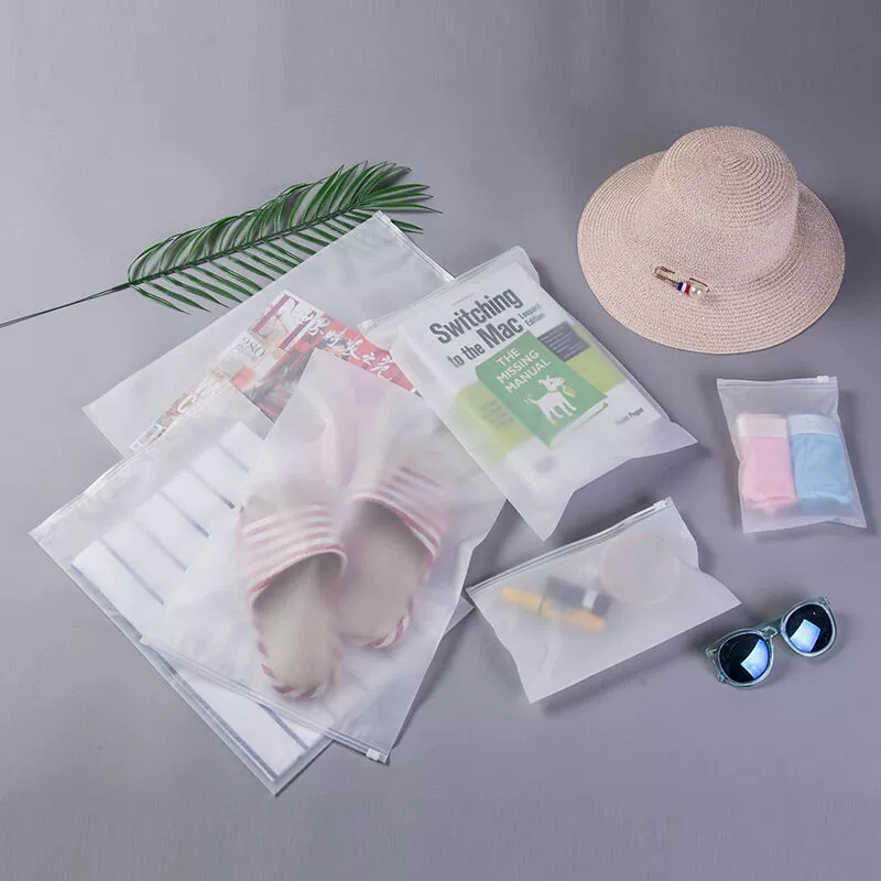 Распродажа: матовые пакеты для одежды, дорожные пакеты для хранения, пакеты для упаковки и сортировки одежды, пакеты с застежкой-молнией, полный ассортимент, оптовые цены договорные.