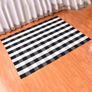 Hot-selling woven carpet black and white lattice woven floor mat living room carpet living room entrance floor mat kitchen floor mat