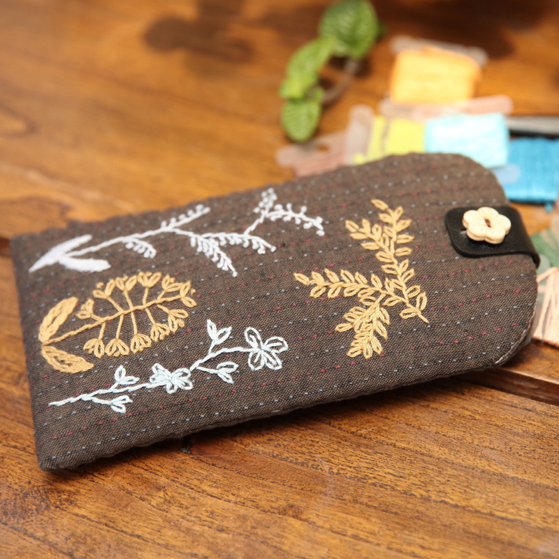 Nuevo bordado hecho a mano DIY bolsa de teléfono móvil de estilo europeo tridimensional bordado material de la tela paquete kit principiante