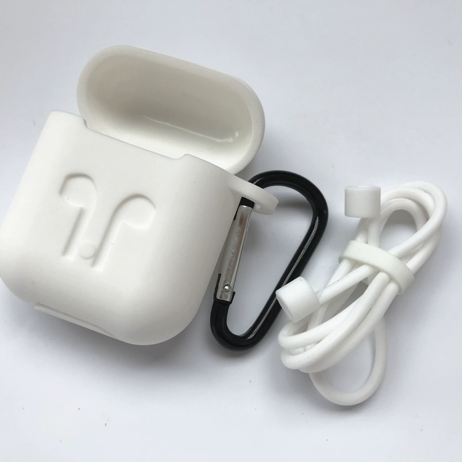 Силиконовый защитный чехол для AirPods, совместим с беспроводными наушниками, 13 цветов, карабин/крючок/верёвка