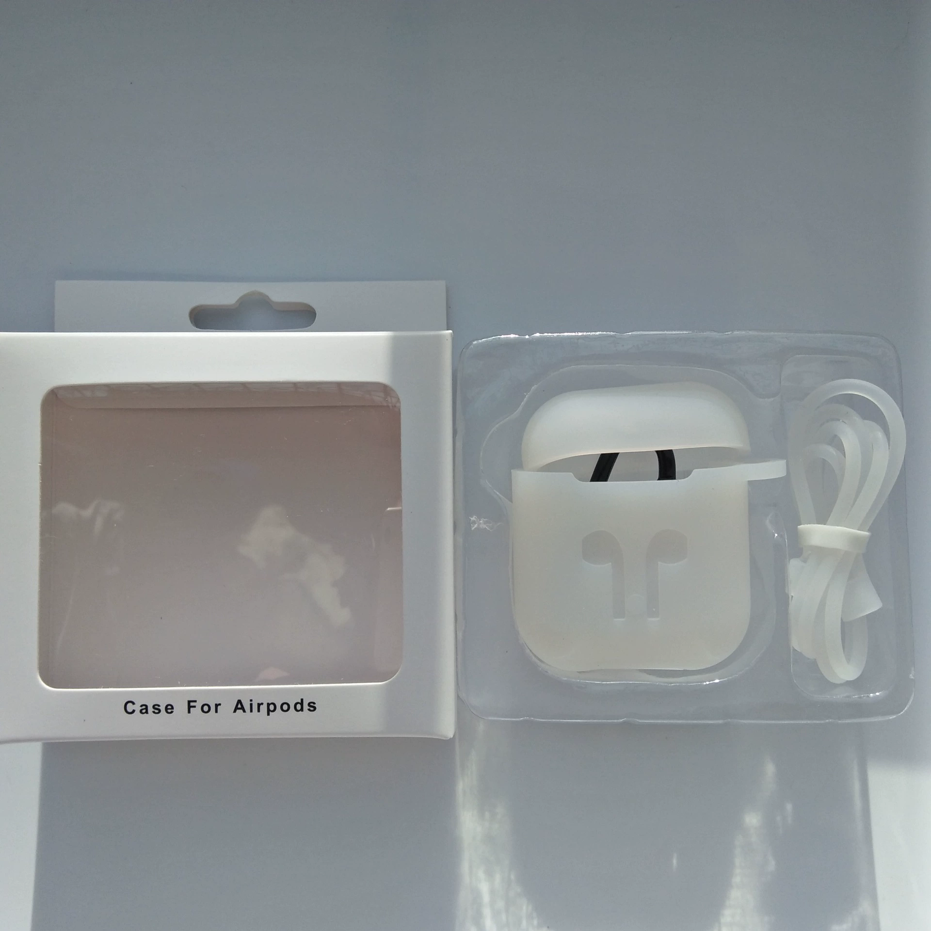 Силиконовый защитный чехол для AirPods, совместим с беспроводными наушниками, 13 цветов, карабин/крючок/верёвка