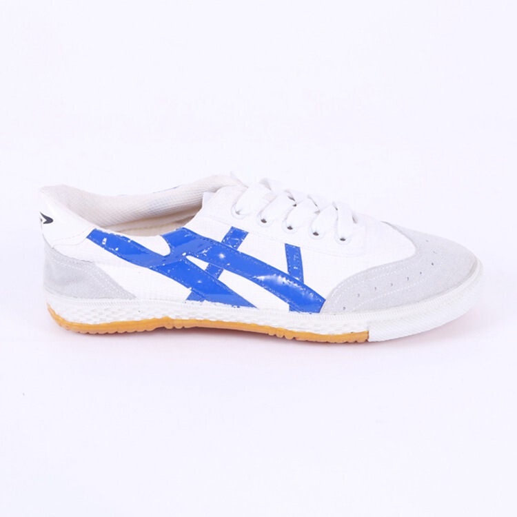 Vulcanized Shoes, Casual Rubber Shoes, Canvas Shoes for Men and Women, White and Black, Exported to the Middle East, Durable, Direct from Manufacturer, Low Price, Wear-Resistant Vulcanized Shoes, Casual Rubber Shoes, Canvas Shoes for Men and Women, White and Black, Exported to the Middle East, Durable, Direct from Manufacturer, Low Price, Wear-Resistant