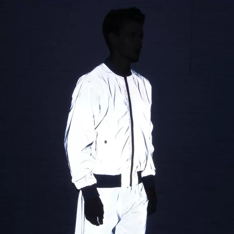 Новая зимняя стеганая Светоотражающая куртка-бомбер, модный бейсбольный костюм Amazon, пальто больших размеров, укороченная куртка