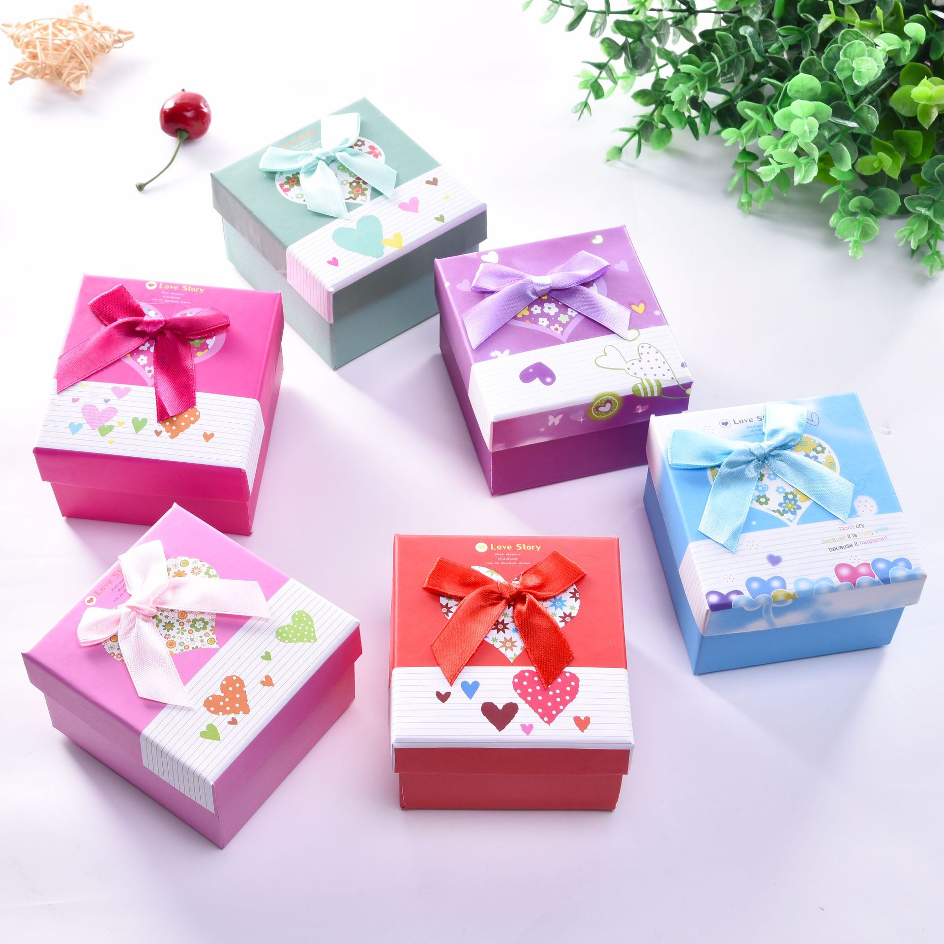 热卖方形9*8.5*5.5手表盒子礼品饰品包装盒情人节蝴蝶结首饰空盒