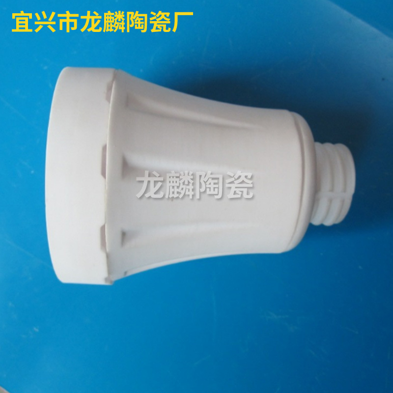 Manufacturer supplies wear-resistant talc ceramic lamp holders and corrosion-resistant ceramic lamp holders 60E27. Professional reflector customization available.