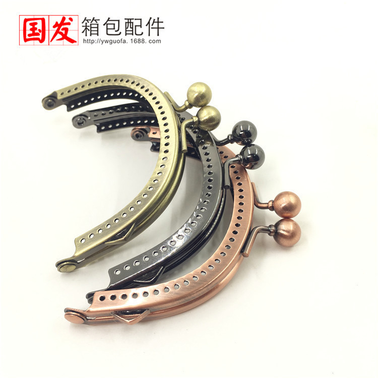 [Xiao Fang Pit] 8.5CM semicircular superficie lisa de 9mm golpes de oro DIY bolsas de cambio oro oro