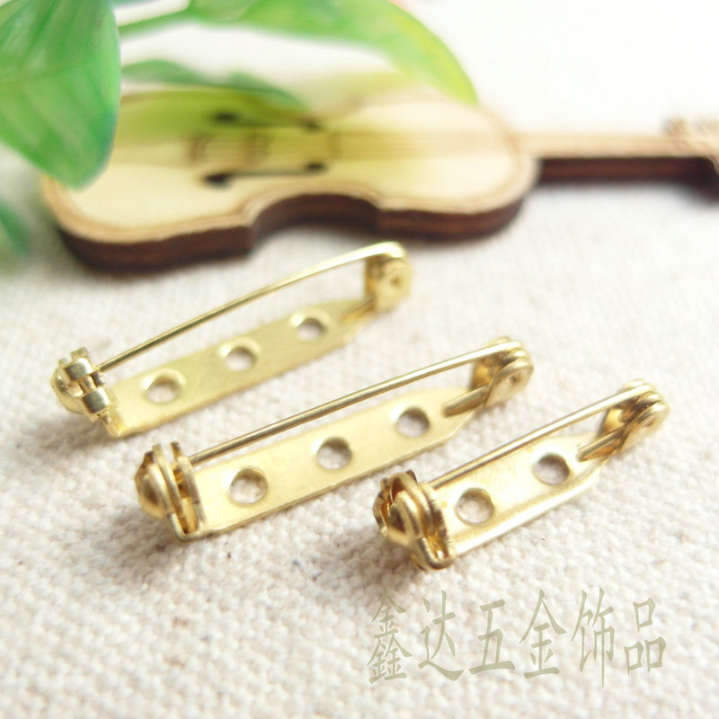 Color-preserving 18K Gold Brass Safety Lock Hole Brooch Safety Pin Safety Buckle with Lock Head Safety Brooch Color-preserving 18K Gold Brass Safety Lock Hole Brooch Safety Pin Safety Buckle with Lock Head Safety Brooch
