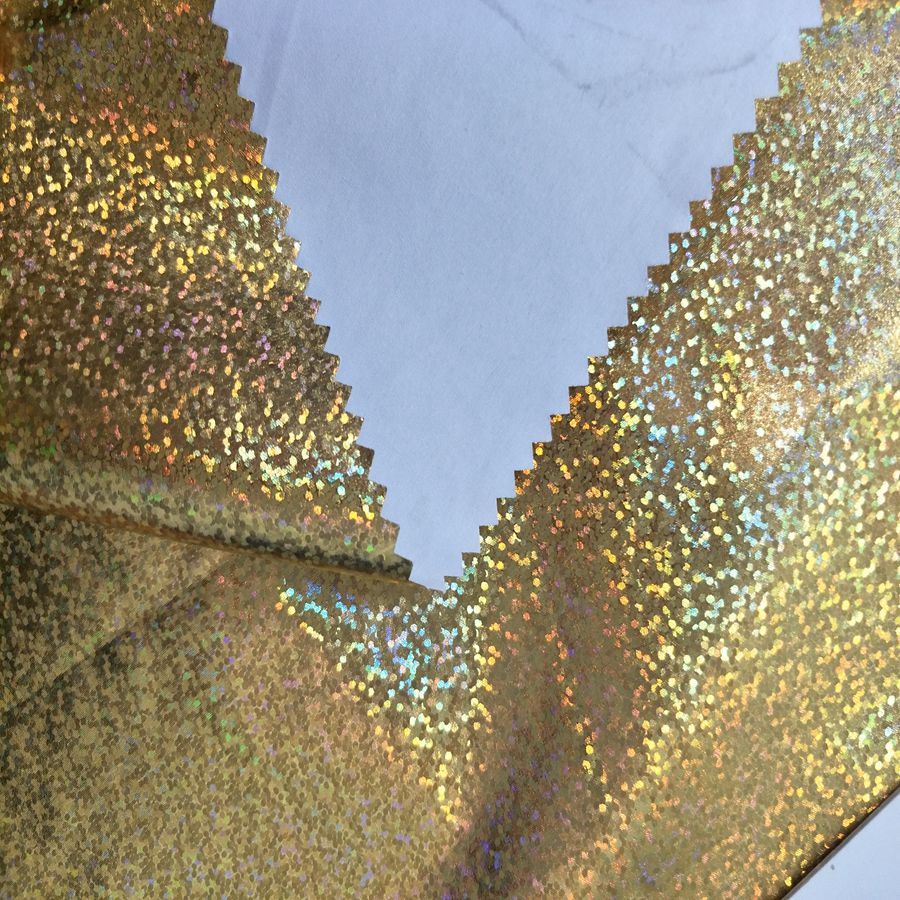 厂家供应 260T半光春亚纺烫镭射金 多彩变换春亚纺羽绒服棉服面料