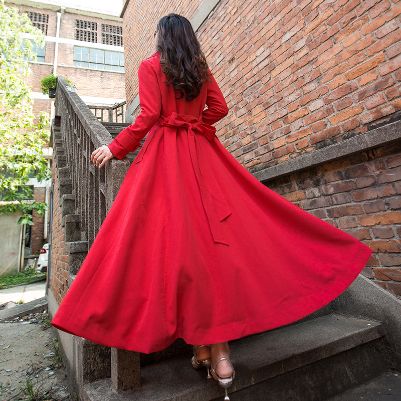 2025 Women's Trench Coat Autumn New Mid-Length Slim Fit Elegant Lace-Up Classic Red European and American Style Jacket