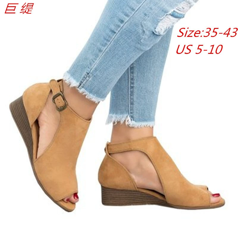 Гигантские в наличии оптовая продажа 2020 новые римские сандалии для внешней торговли с римским наклонным каблуком женские сандалии 43 ярда