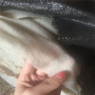 ������ë��·���B�o��ˮ���񶬼�����Nֲ���غ�ɫ��ɫ�\�G�o����