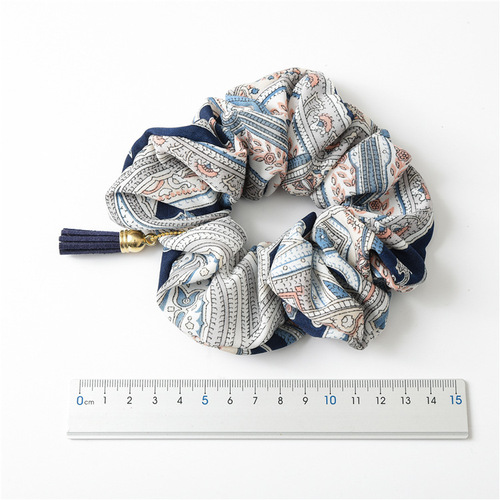 Cross-border direct supply of new retro large intestine ring Amazon fabric hair ring tassel pendant elastic elastic band hair rope