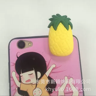 厂家供应仿真菠萝手机壳趴趴公仔创意PVC软胶水果造型趴趴公仔