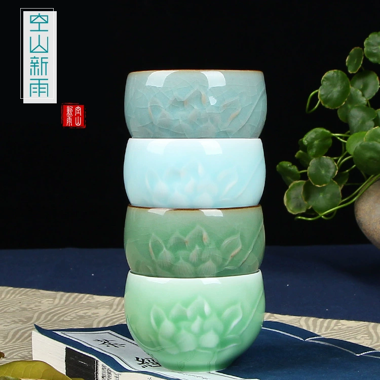 Tea Tasting Cup (Kongshan Xinyu) Longquan Celadon Ge Kiln, Ice-Crack Glaze Ceramic Master Cup