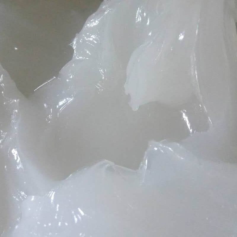 Specializing in the production of white lithium grease pressure high temperature resistant plastic special white grease white grease lubricating oil