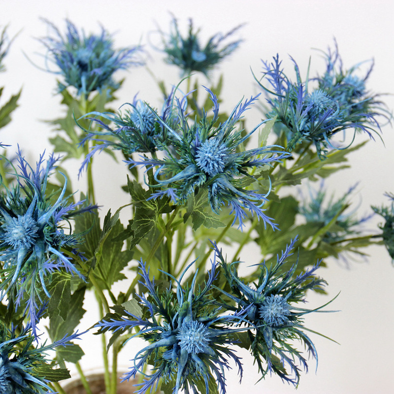 New artificial flower Thorn celery plant two hand plastic flower creative art flower arrangement artificial flower home decoration New artificial flower Thorn celery plant two hand plastic flower creative art flower arrangement artificial flower home decoration