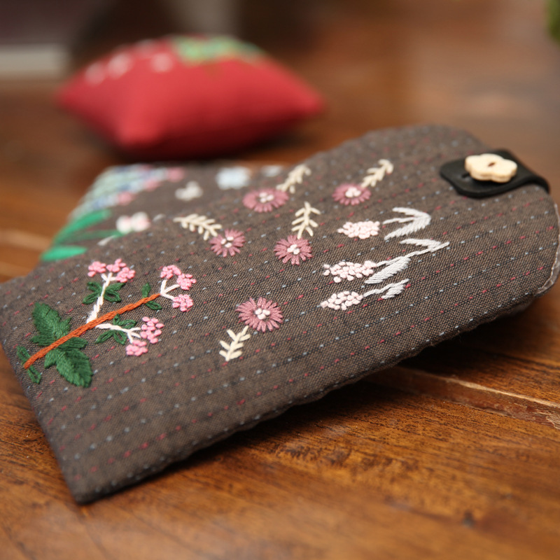 Nuevo bordado hecho a mano DIY bolsa de teléfono móvil de estilo europeo tridimensional bordado material de la tela paquete kit principiante