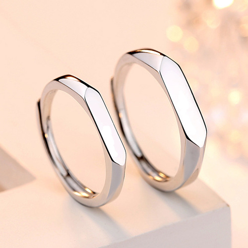 Wholesale S925 sterling silver diamond-shaped couple rings, a pair of Korean style light luxury simple glossy opening engraving men's and women's rings