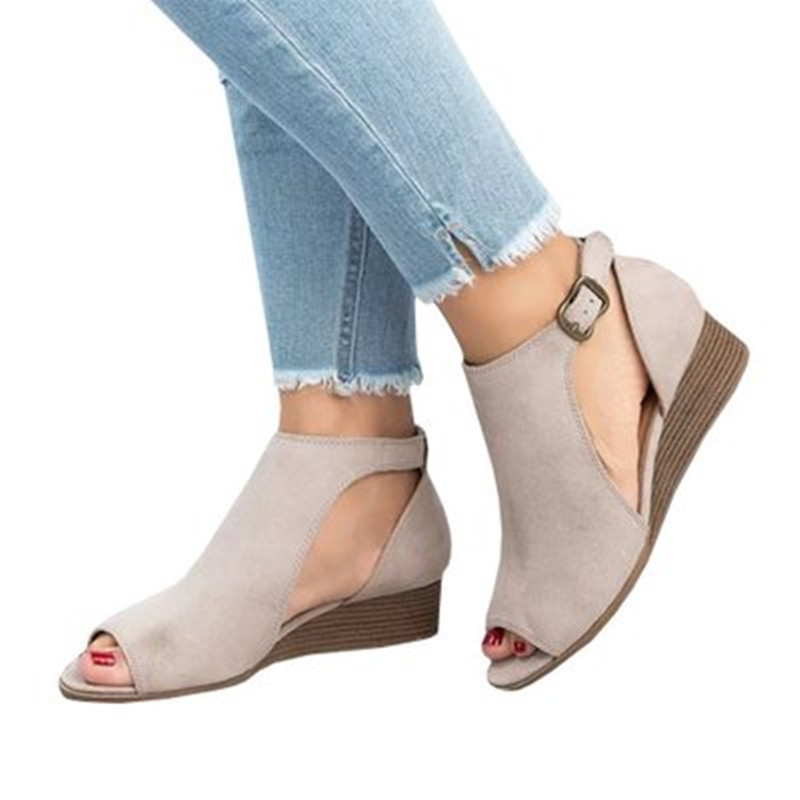 2020 Giant Ti Wholesale New Buckle Women's Sandals Roman Wedge Foreign Trade Large Size 35-43 Sandals