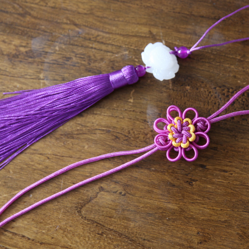 Bordado hecho a mano DIY accesorios auxiliares Lu bordado colgante pintura nudo chino crisantemo nudo loto oído conjunto bolsita Accesorios