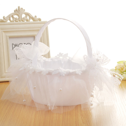 Factory direct supply wedding flower basket lace diamond wedding hand basket creative wedding bride hand basket