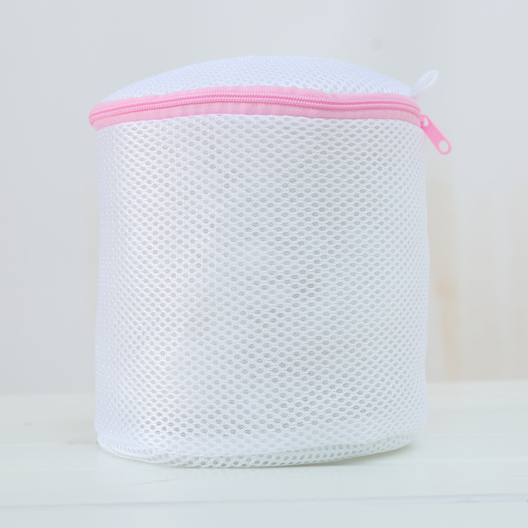 순수한 흰색 브래지어 세척 가방