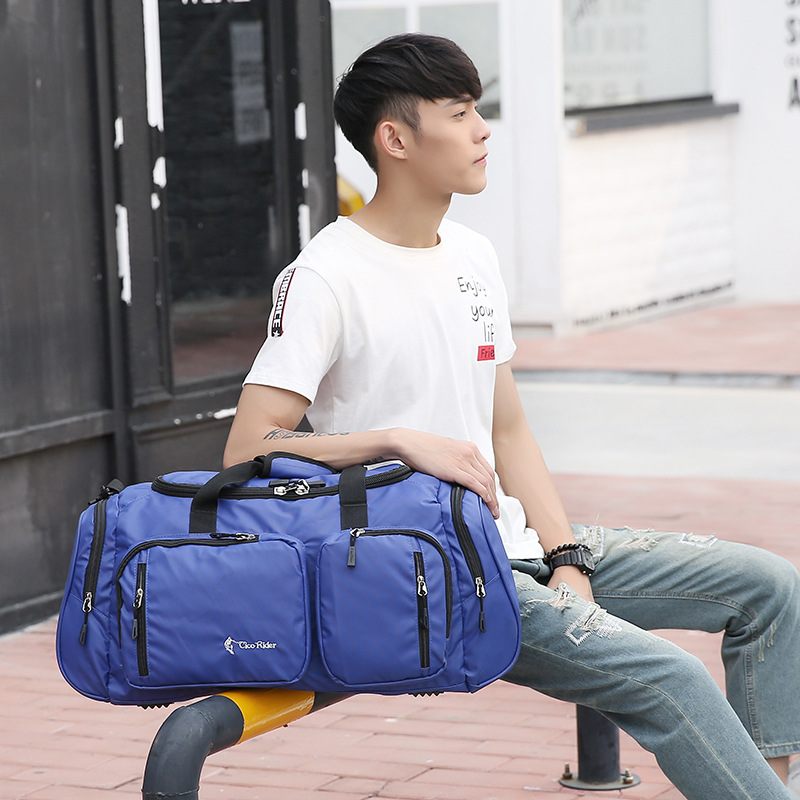 Handheld travel bag
