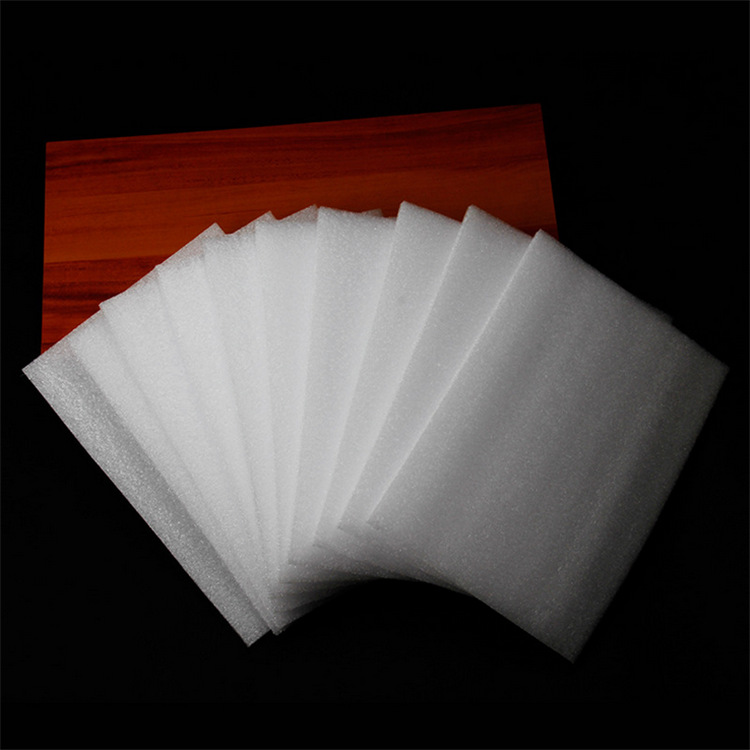 工厂批发epe珍珠棉泡沫板片材快递填充防震板泡沫绵卷料加厚批发