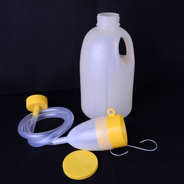 导尿夜壶男用尿壶卧床瘫痪病人接尿器小便壶便携医用护理塑料瓶