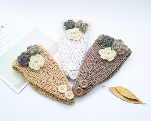 European and American-style knitted mohair flower yarn headband with earflaps, hand-knitted colorful headband for warmth—perfect for fall and winter.