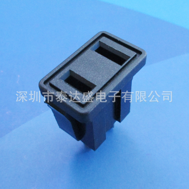 尺寸26*16卡式两孔美标母座储能设备美式AC输出AC母插座LH-M-1