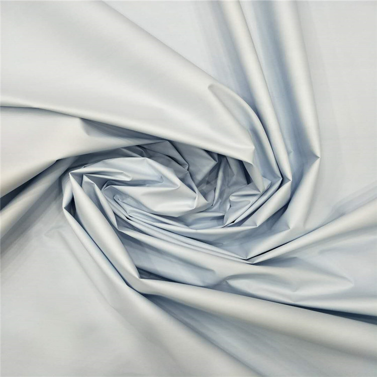 厂家直销 210T加密涤塔夫防水透气PU涂白布料 水压10000雨衣面料