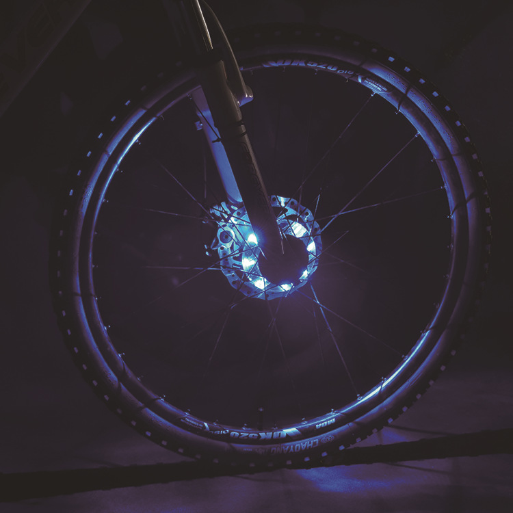 L05B 充电长续航自行车灯，夜骑山地车自行车装饰灯花鼓灯自行车