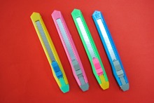 美工刀厂家小刀 墙纸刀 文具刀 办公 外贸礼品 diy