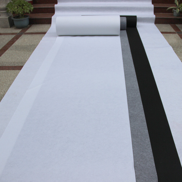 Disposable carpet for commercial use