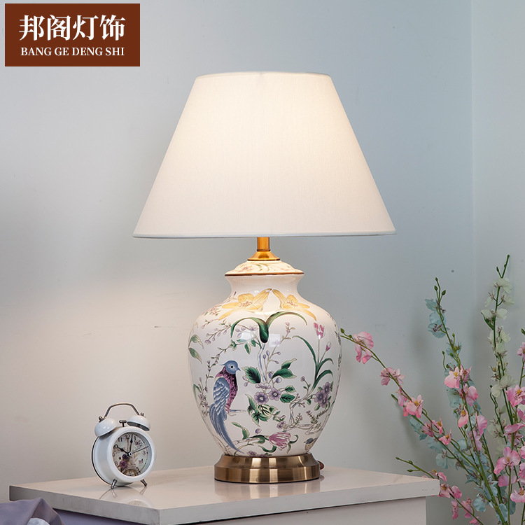 Factory direct American ceramic study table lamp living room simple bedside lamp bedroom decorative table lamp wholesale supply