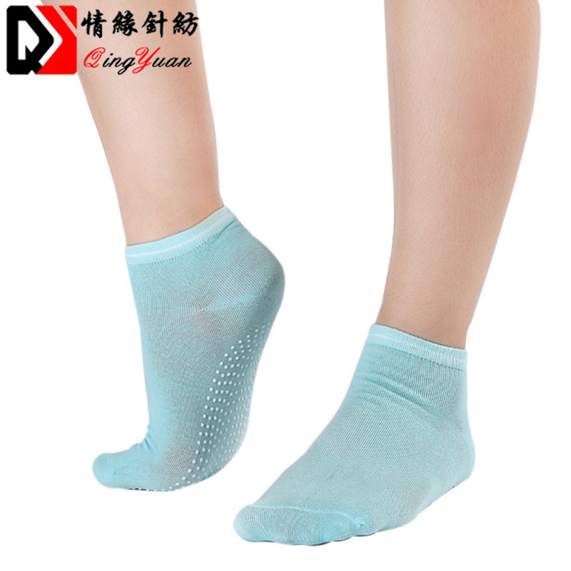 ��Ե ����Ů �㽺������Ħ����Ͳ���� �˶��� ����Ů���Ӷ� ����