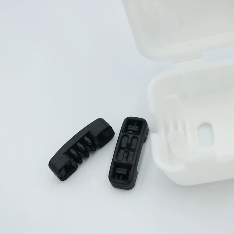 In-stock 923 two-position junction box white plastic push LED flame-retardant dustproof protective box 821h terminal junction box