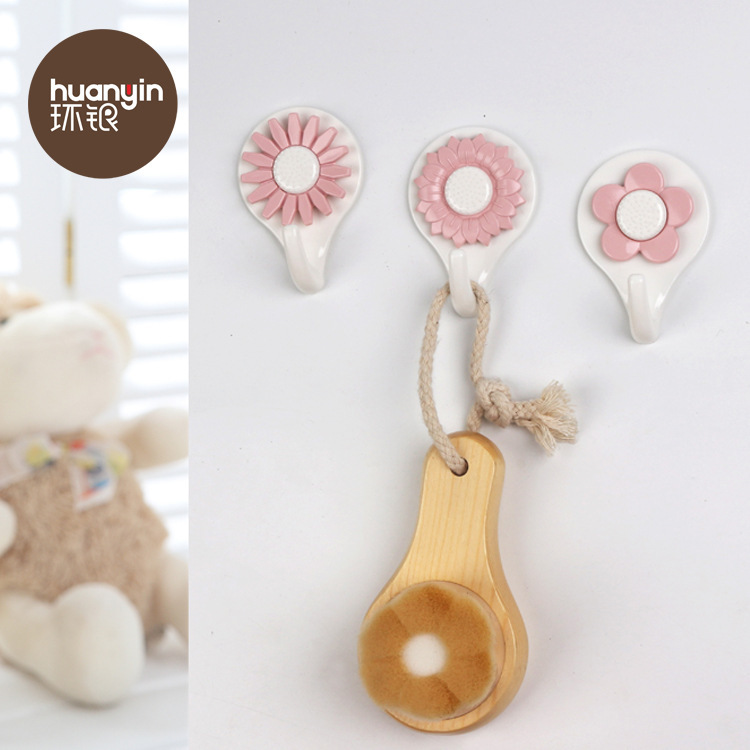 Factory direct supply sticky hook ring silver brand strong sticky door kitchen plastic single hook creative hook wholesale