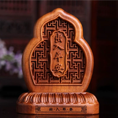 Car ornaments, creative boxwood hollow Guanyin