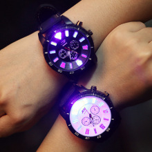 ��������LED�����ֱ��к�Ů��ҹ�������ֱ�ֱ������һ������