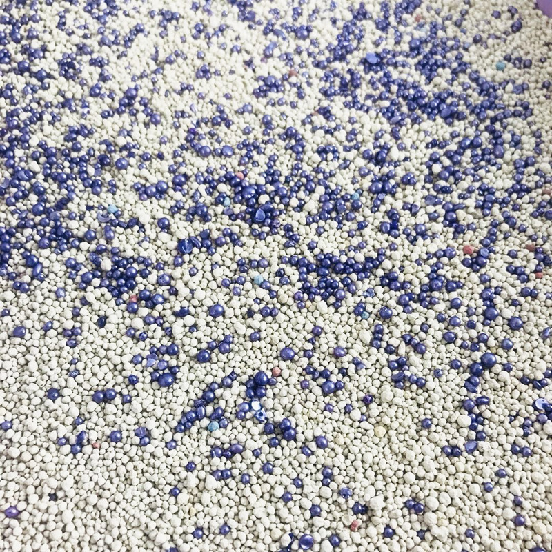 山东厂家鑫昶来直供彩色硅胶干燥剂2-4mm猫砂除臭剂芳香消臭颗粒