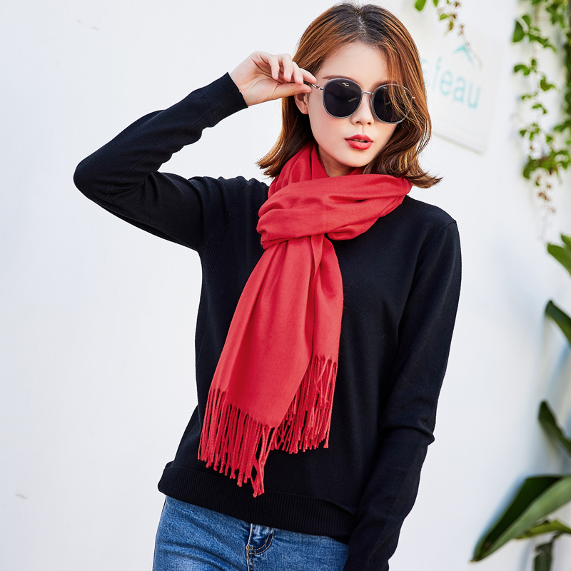Scarf made of faux fur
