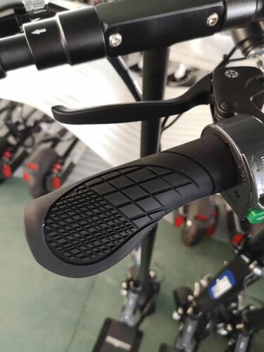 Bicycle handlebar cover, electric scooter handlebar cover, electric rider handlebar cover, table-made rubber handle, good shock absorption and non-slip
