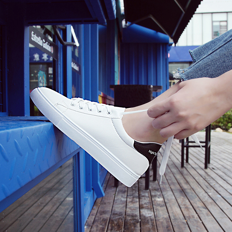 한 샤오 바이 봄 여성 신발 로우 탑 캐주얼 신발 패션 고스트 스텝 신발 플랫폼 신발 화이트 신발 편안한 패션