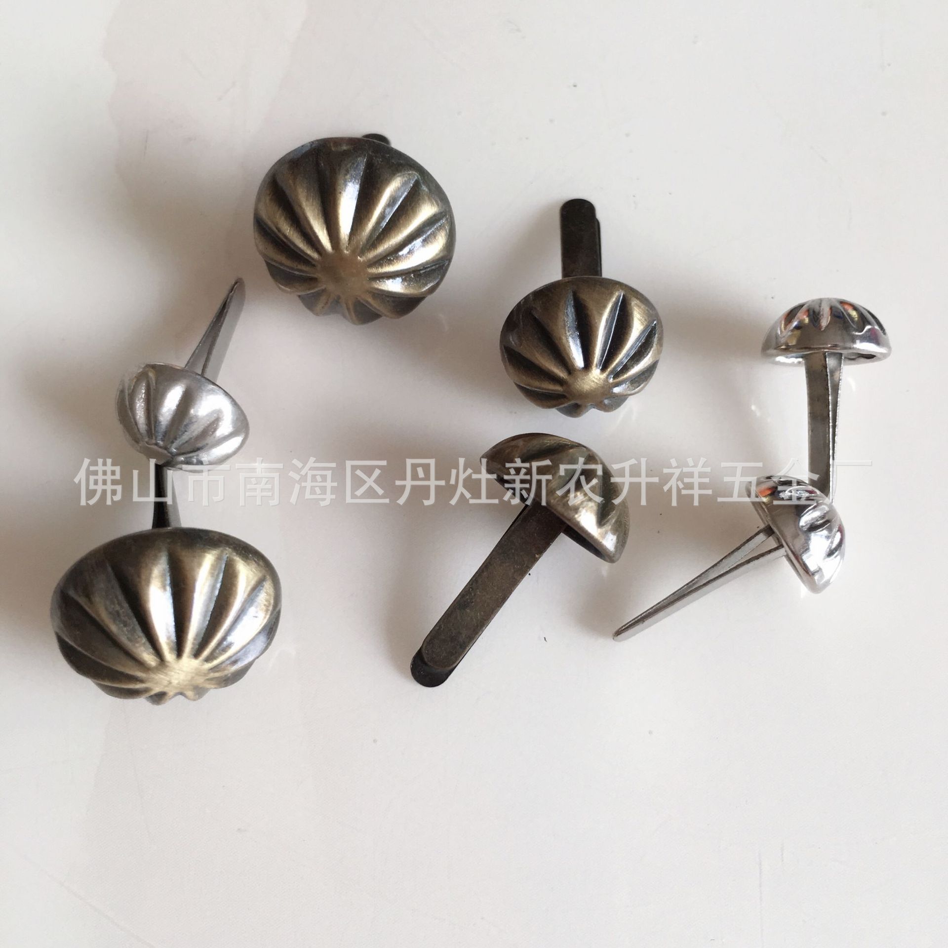 伞形双脚钉 异型脚钉 箱包鞋帽配件铆钉 厂家大量现货供应 价优
